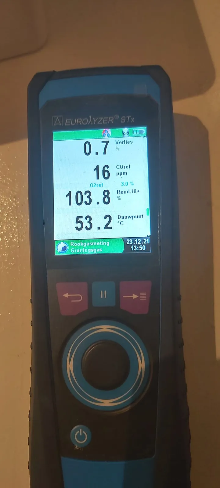 Display van een CO-meter tijdens een meting